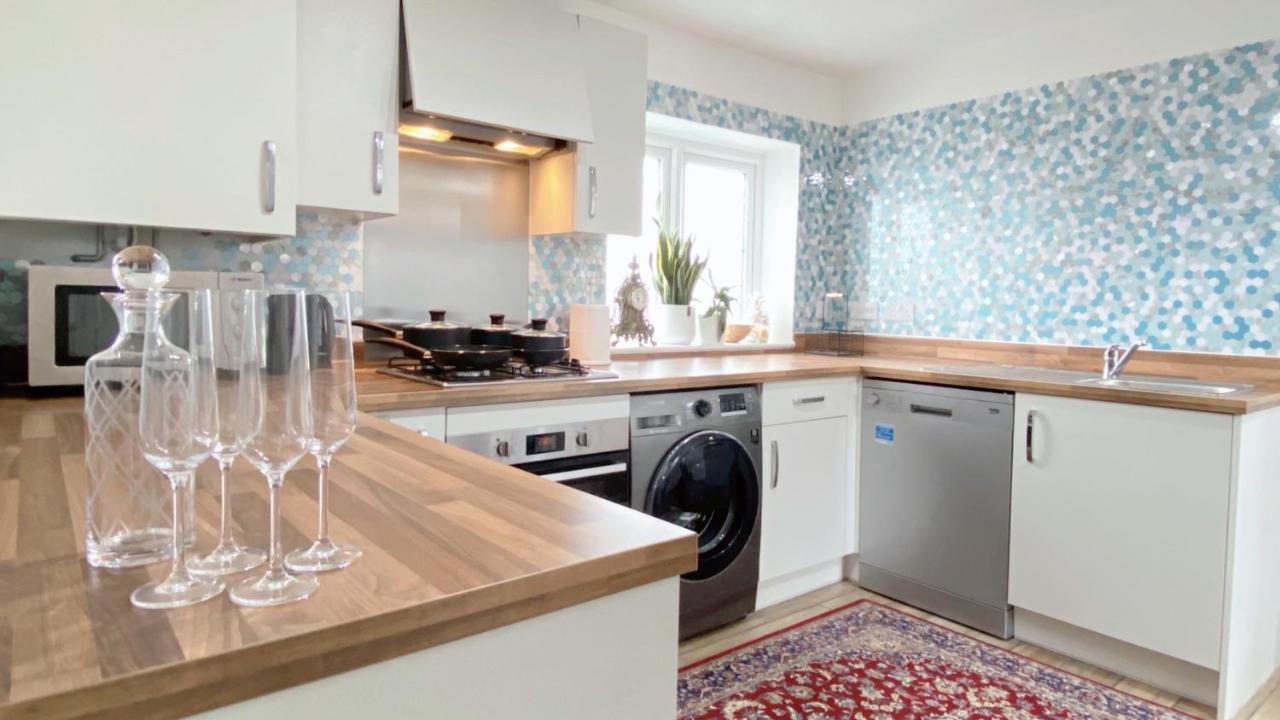 Entire Home: Bicester Village 10Min Walk Exterior photo